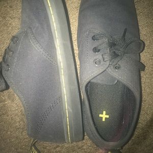 Dr martens canvas black